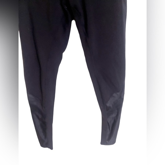 Alo Black High Waisted Mesh Sided Leggings - Picture 5 of 7